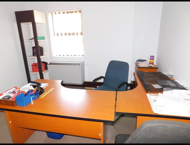 750M² OFFICE FOR SALE IN FERNDALE